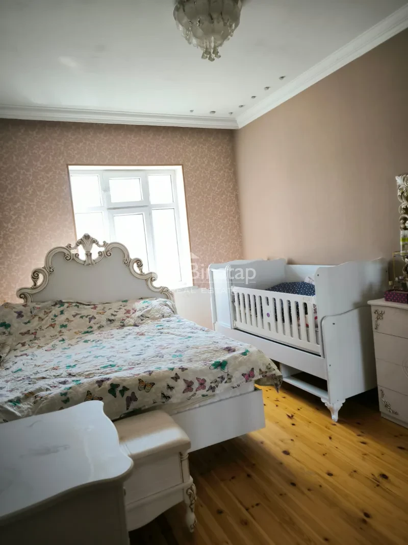 Satılır 5 otaqlı həyət evi / bağ evi 200 m², Xırdalan r. — şəkil 4