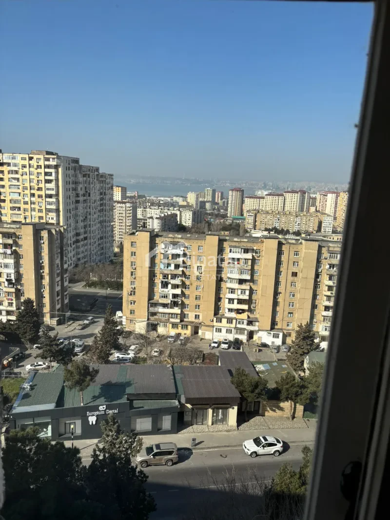 Продаётся 3-комн. квартира 70 м², м. Ази Асланов — фото 9