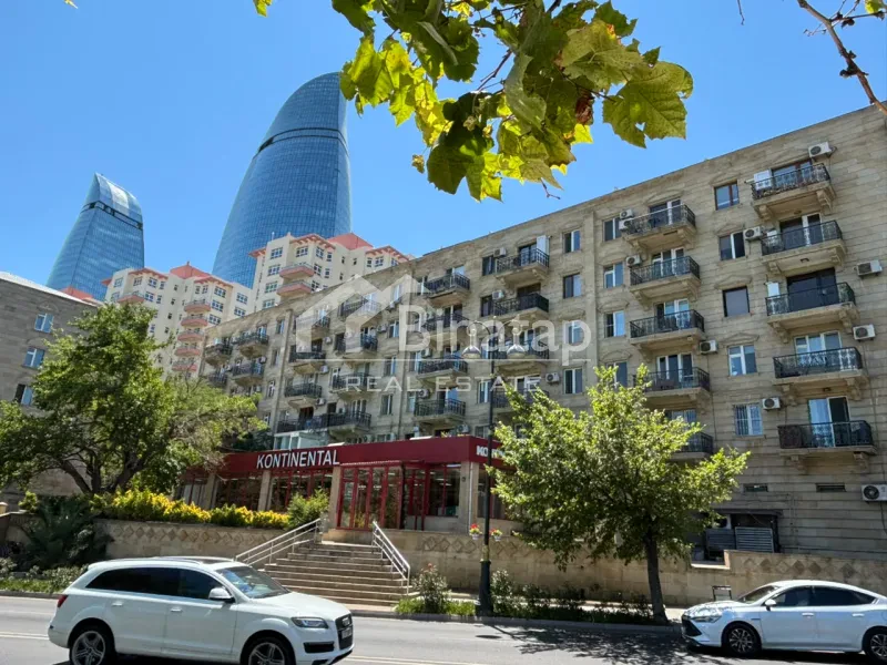 Satılır 2 otaqlı köhnə tikili 45 m², Səbail r.