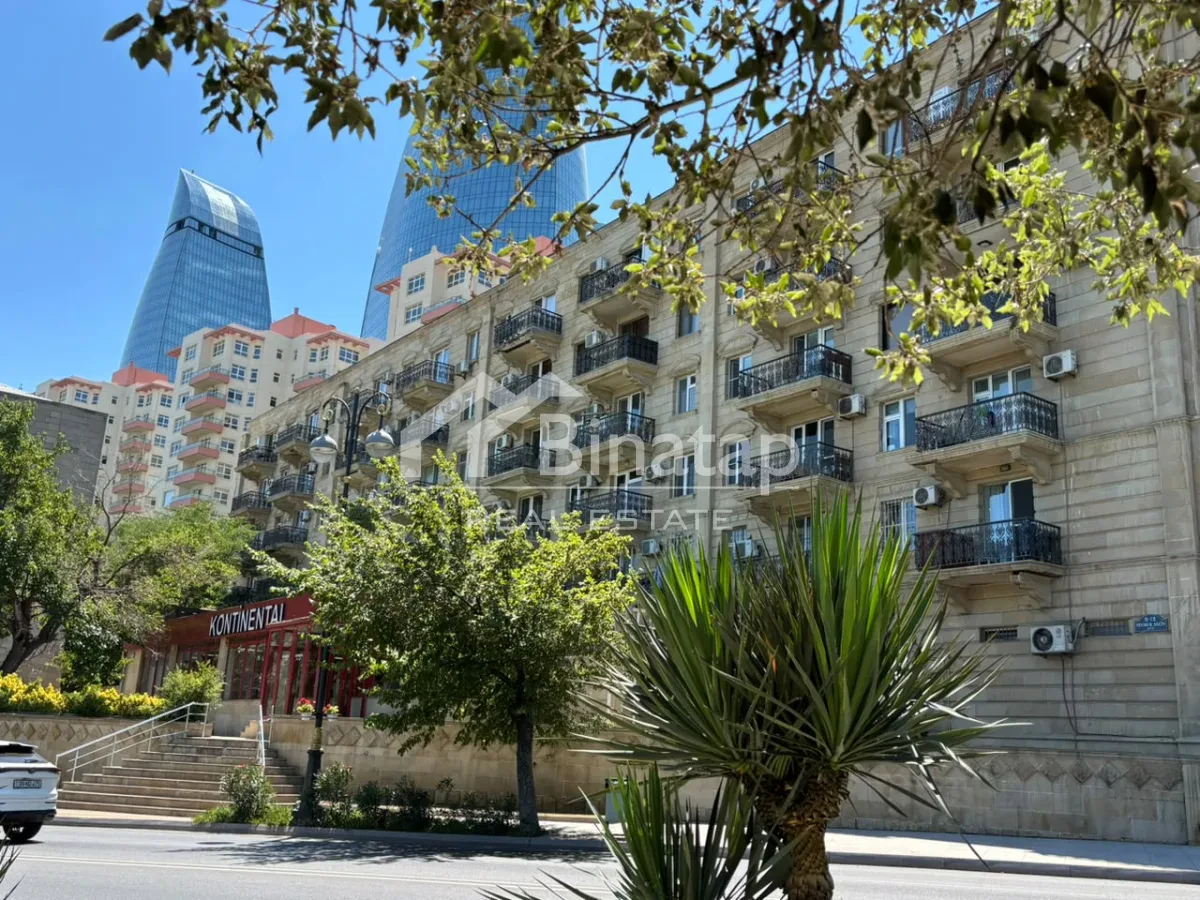 Satılır 2 otaqlı köhnə tikili 45 m², Səbail r. — şəkil 2