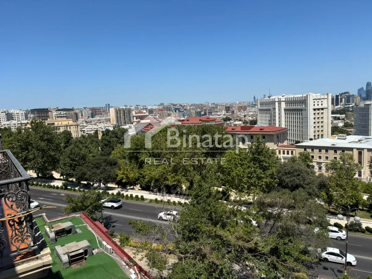 Satılır 2 otaqlı köhnə tikili 45 m², Səbail r. — şəkil 12