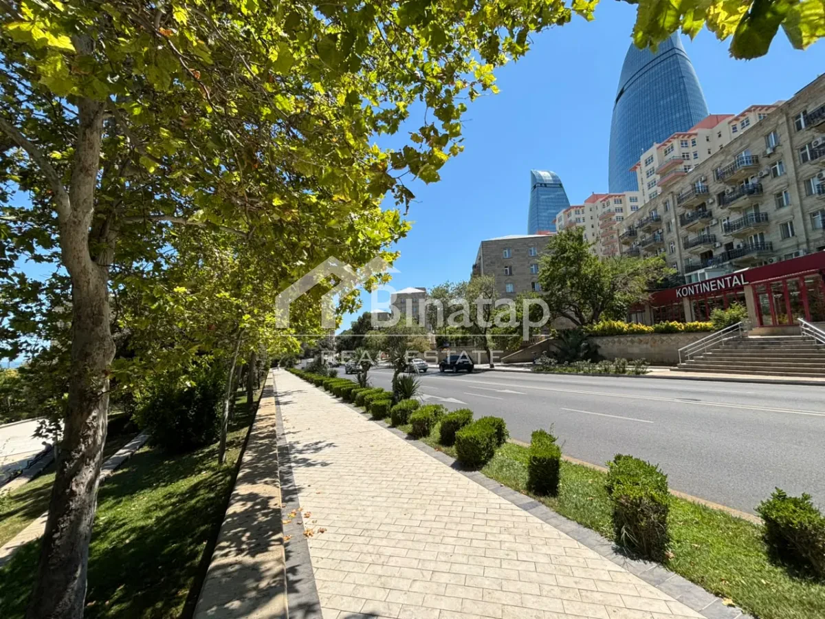 Satılır 2 otaqlı köhnə tikili 45 m², Səbail r. — şəkil 13