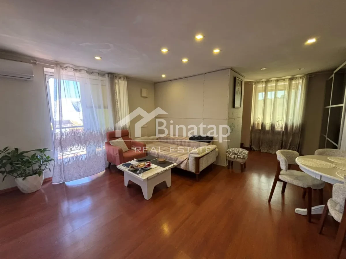 Satılır 2 otaqlı köhnə tikili 45 m², Səbail r. — şəkil 6