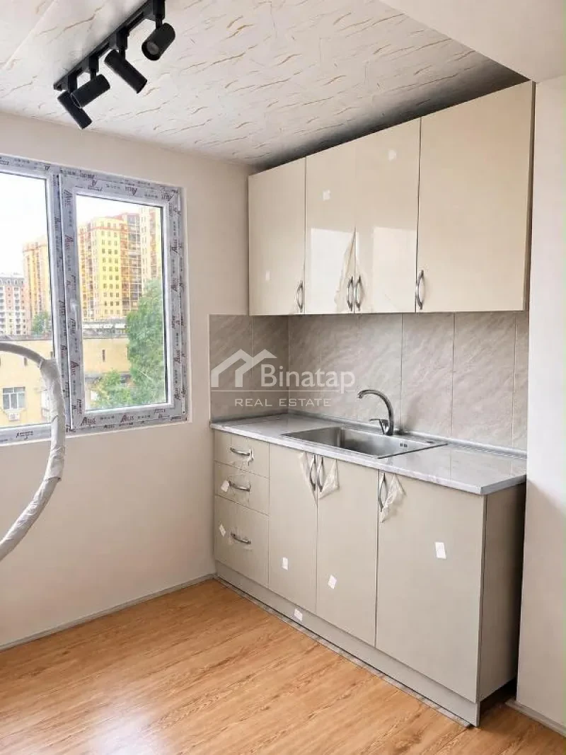 Satılır 2 otaqlı köhnə tikili 40 m², İnşaatçılar m. — şəkil 2