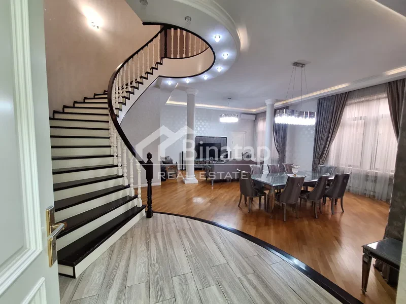 Продаётся 4-комн. дом 420 м², м. Автовокзал — фото 2