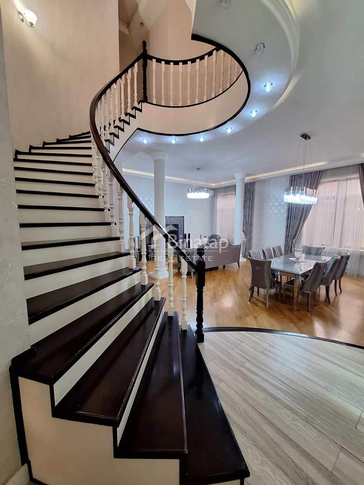Продаётся 4-комн. дом 420 м², м. Автовокзал — фото 7