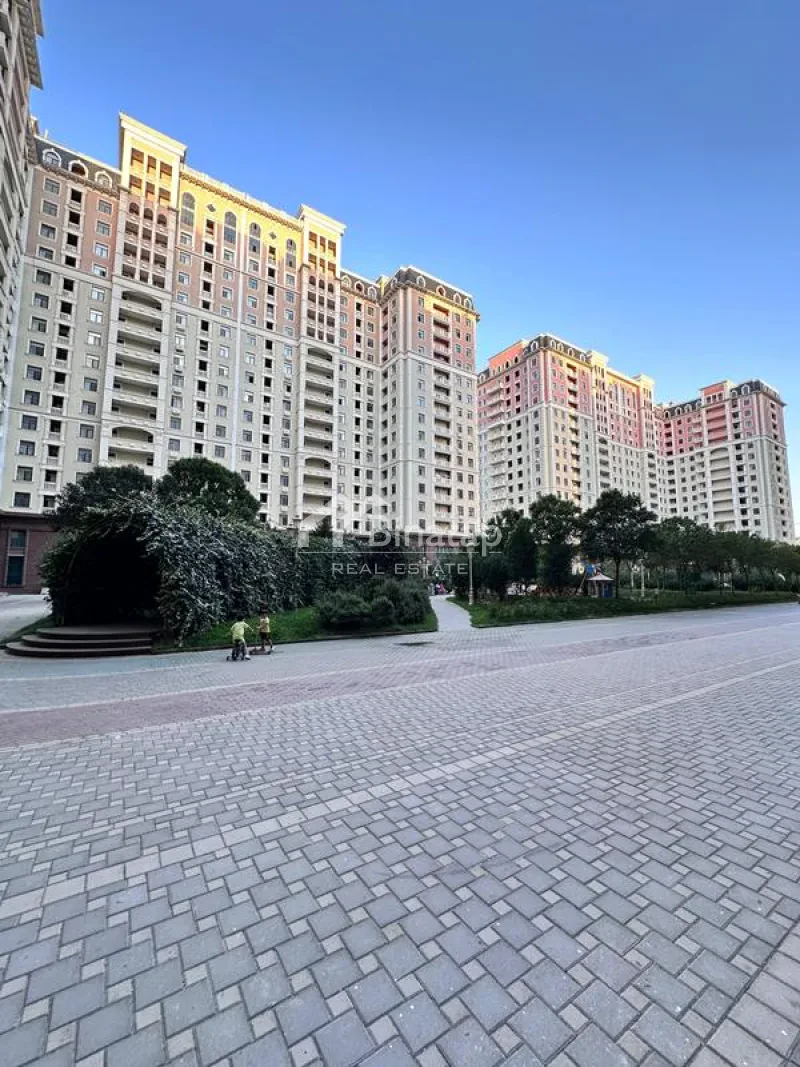 Satılır 4 otaqlı yeni tikili 205 m², Elmlər Akademiyası m.