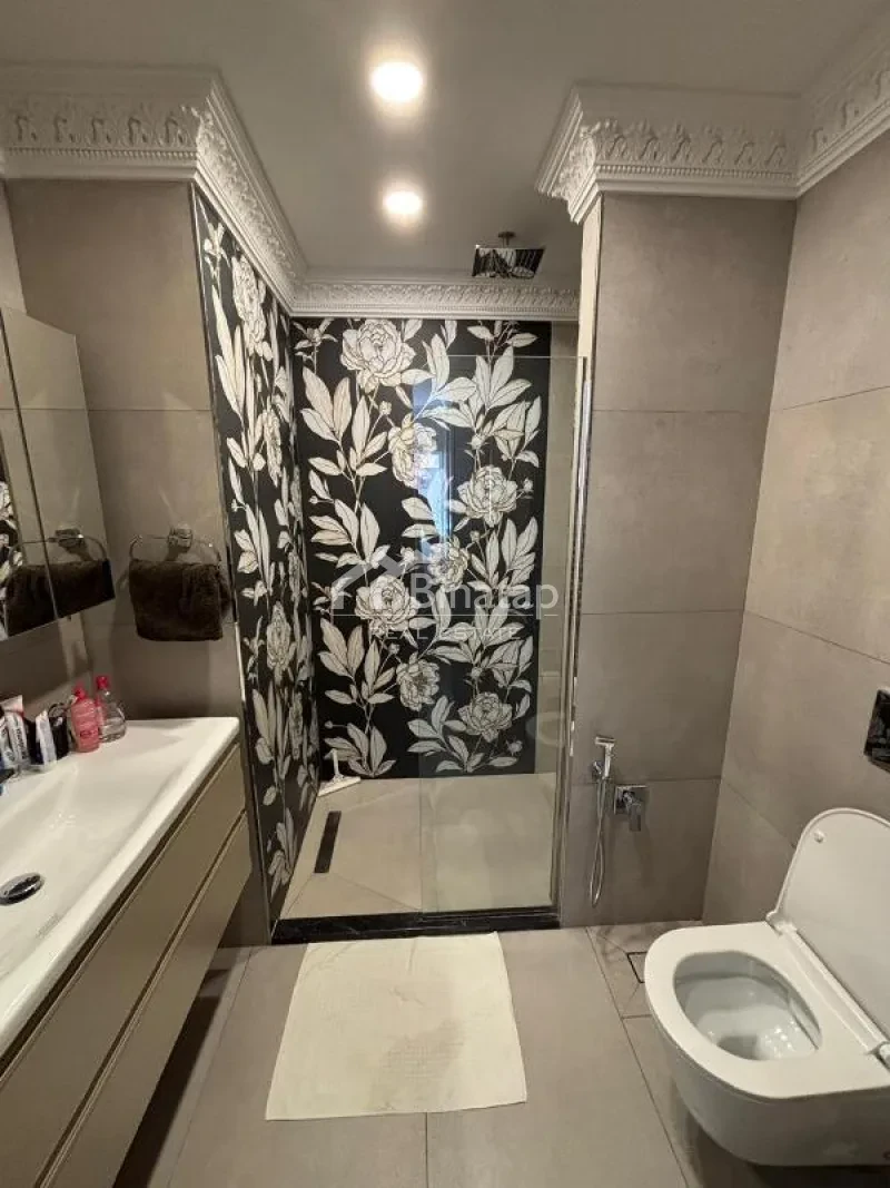 Satılır 3 otaqlı yeni tikili 127 m², 28 May m. — şəkil 16