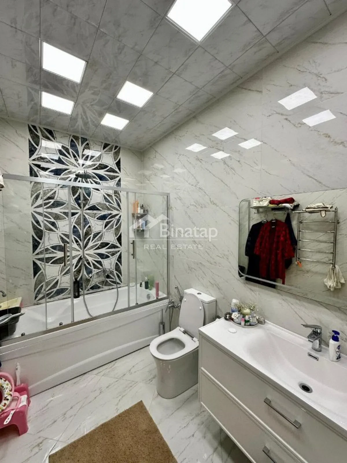 Satılır 2 otaqlı yeni tikili 114 m², 28 May m. — şəkil 16