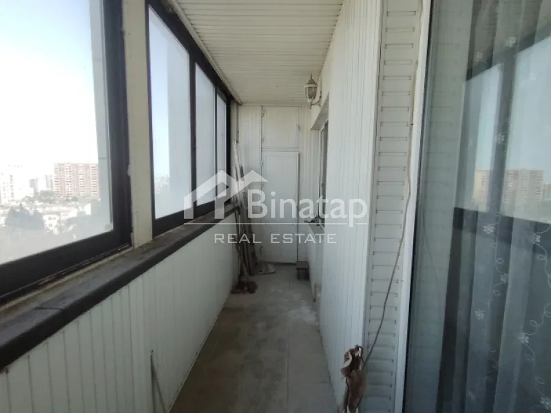 Satılır 4 otaqlı köhnə tikili 110 m², 20 Yanvar m. — şəkil 14