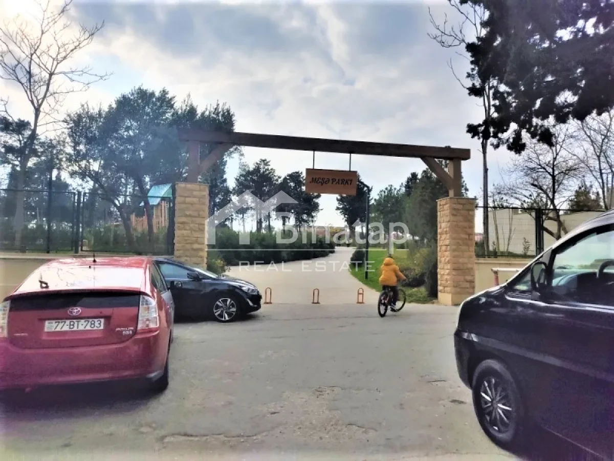 Satılır 4 otaqlı köhnə tikili 110 m², 20 Yanvar m. — şəkil 19