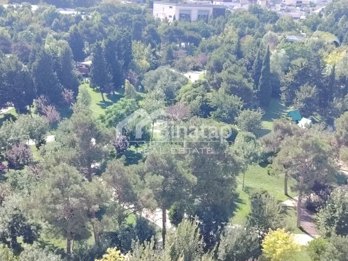 Satılır 4 otaqlı köhnə tikili 110 m², 20 Yanvar m. — şəkil 20