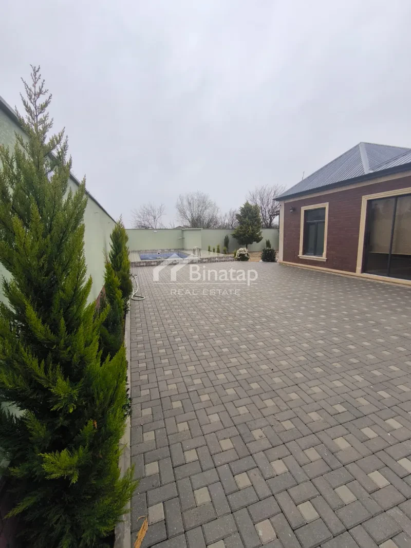 Satılır 3 otaqlı həyət evi / bağ evi 180 m², Novxanı qəs.