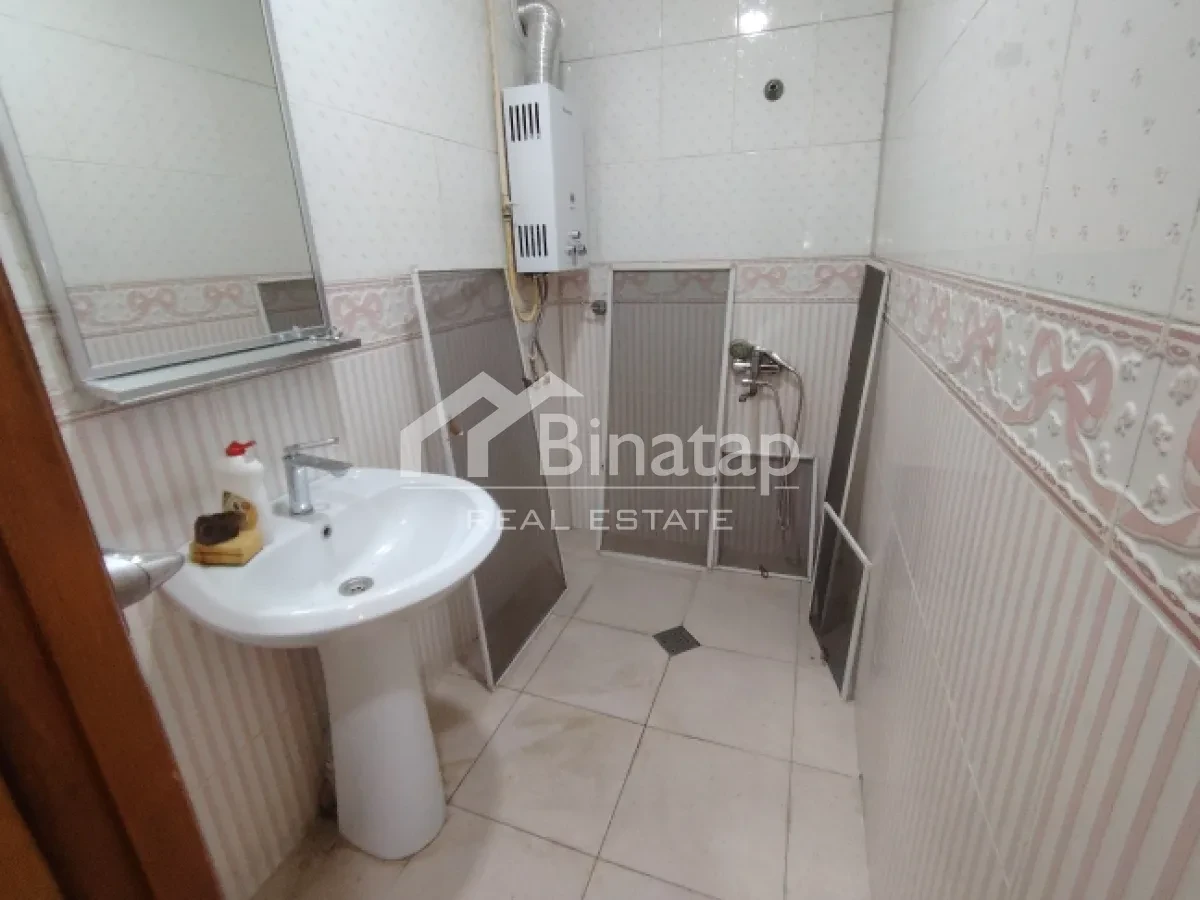 Satılır 2 otaqlı köhnə tikili 60 m², 20 Yanvar m. — şəkil 10
