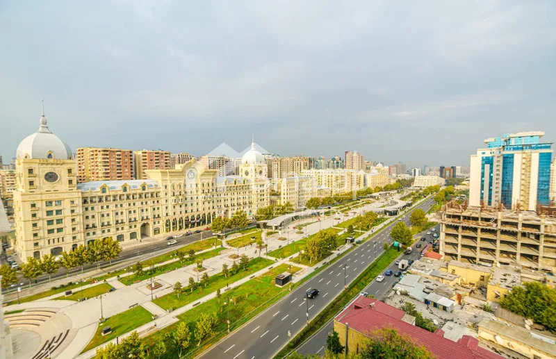Satılır 3 otaqlı köhnə tikili 110 m², Nizami m.