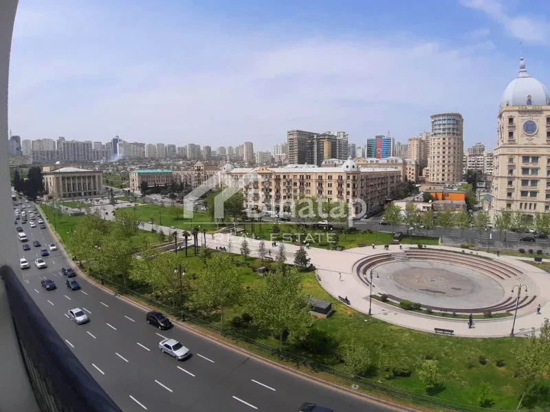 Satılır 3 otaqlı köhnə tikili 110 m², Nizami m. — şəkil 18