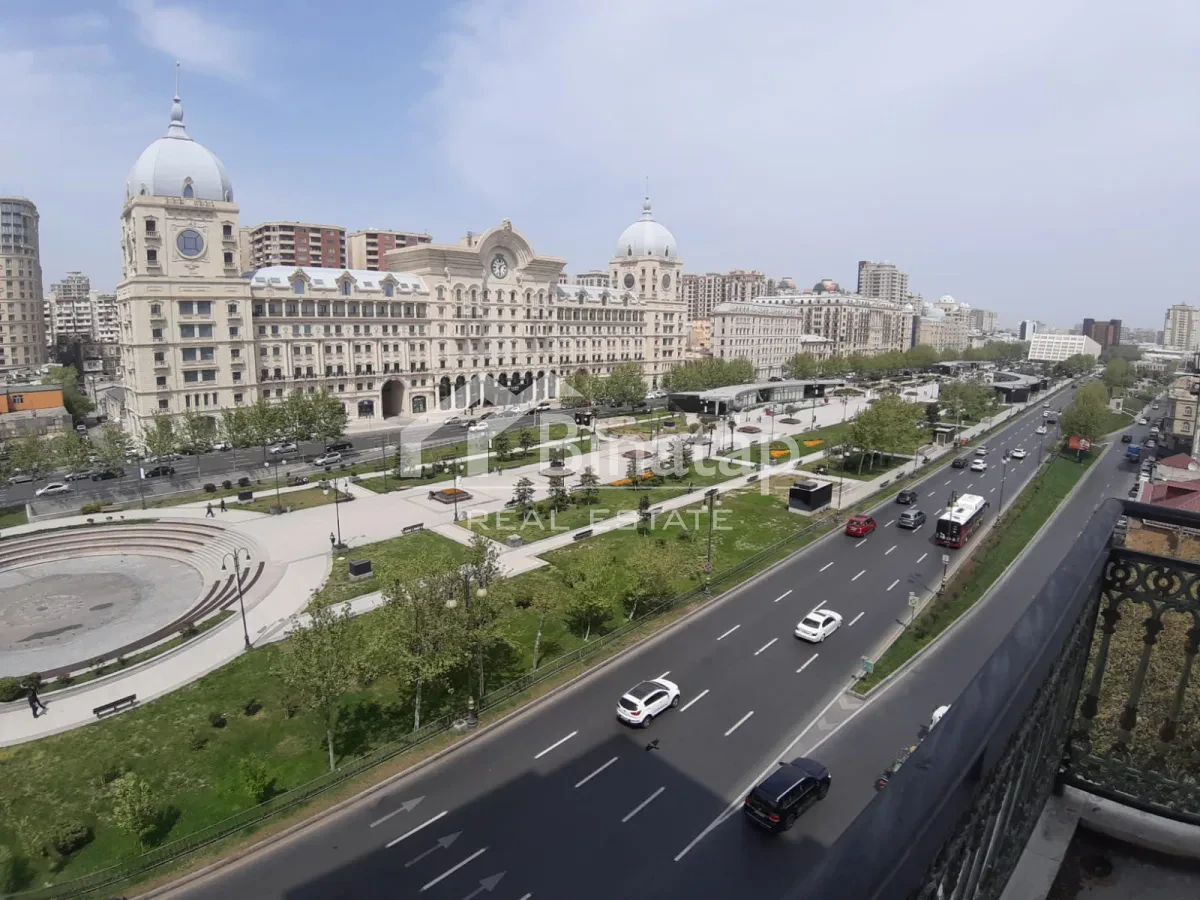 Satılır 3 otaqlı köhnə tikili 110 m², Nizami m. — şəkil 19