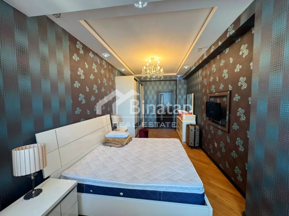 Продаётся 3-комн. новостройка 130 м², м. Элмляр Академиясы — фото 3