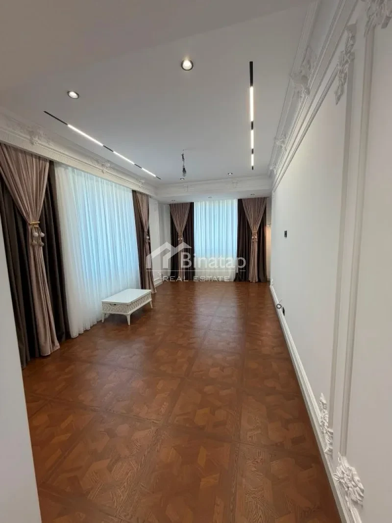 Продаётся 3-комн. новостройка 100 м², м. 20 Января