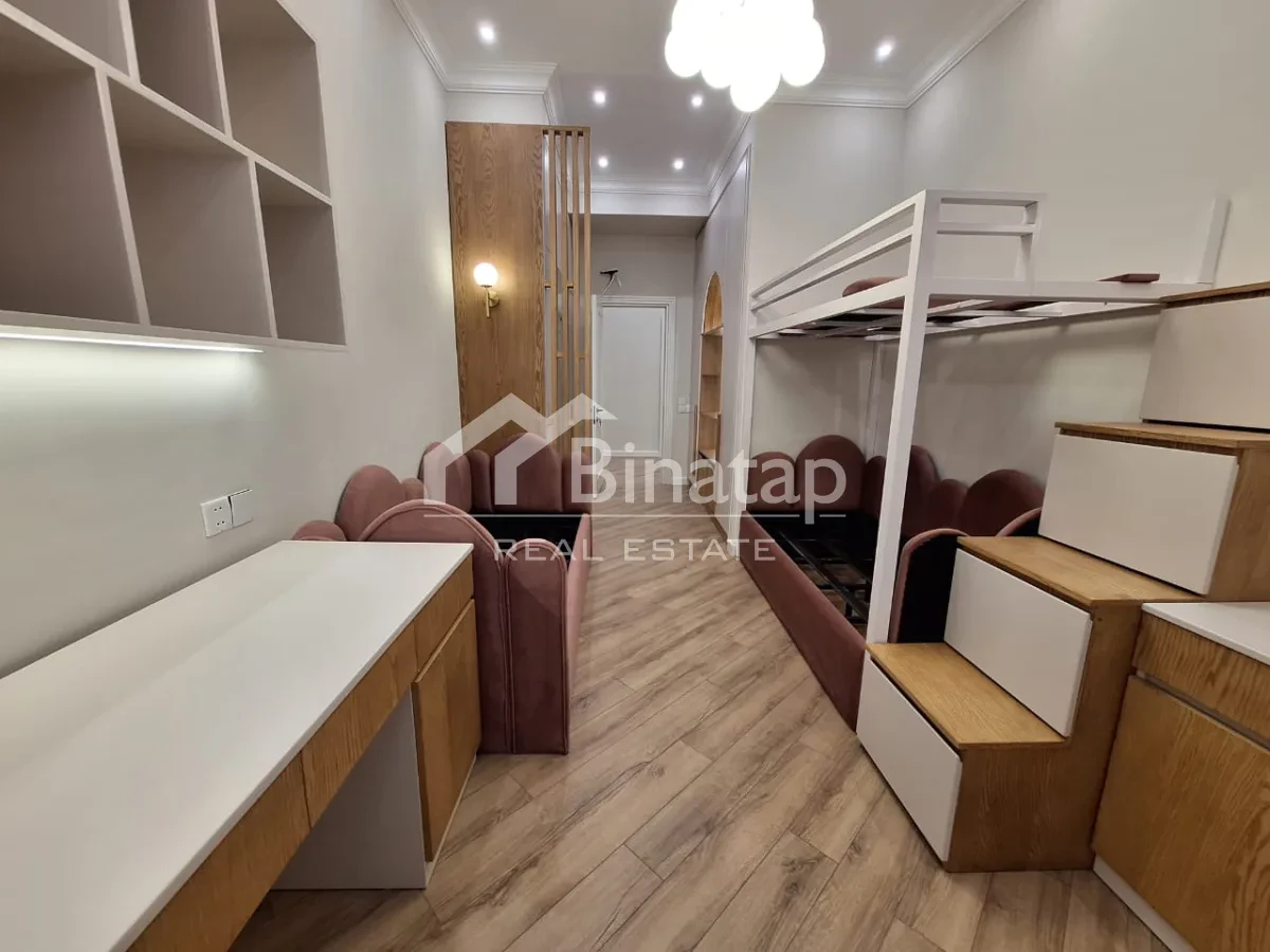Satılır 4 otaqlı yeni tikili 150 m², 28 May m. — şəkil 9