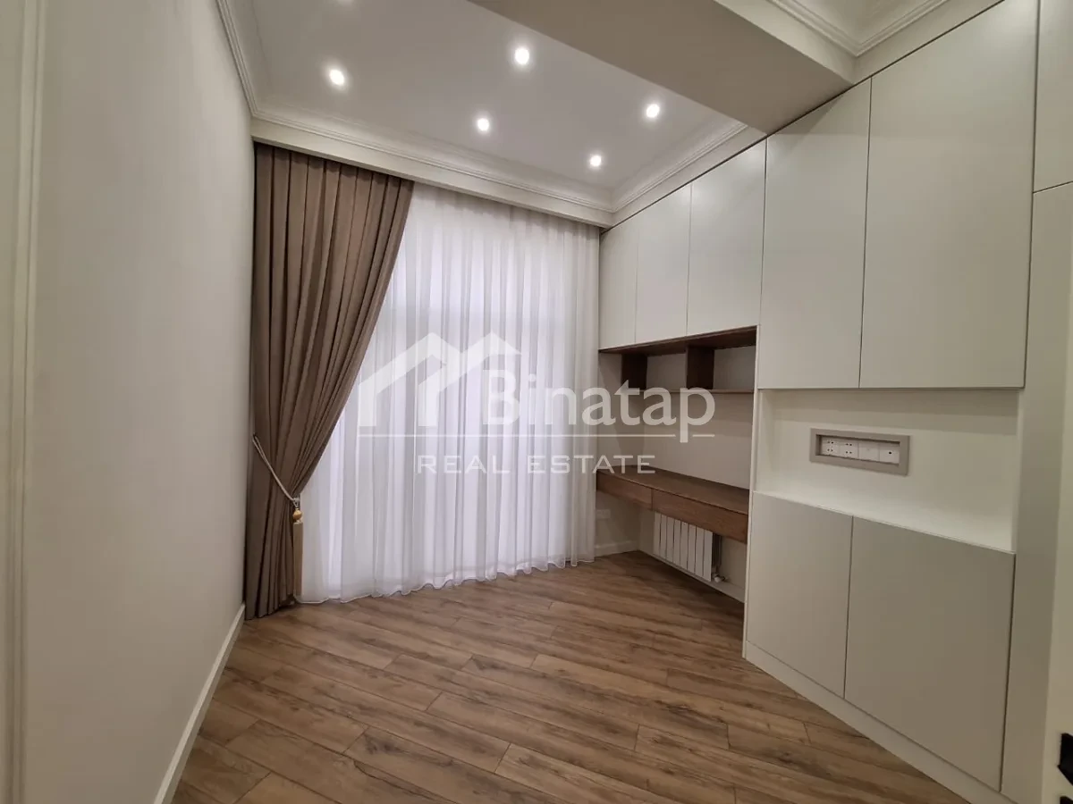Satılır 4 otaqlı yeni tikili 150 m², 28 May m. — şəkil 14