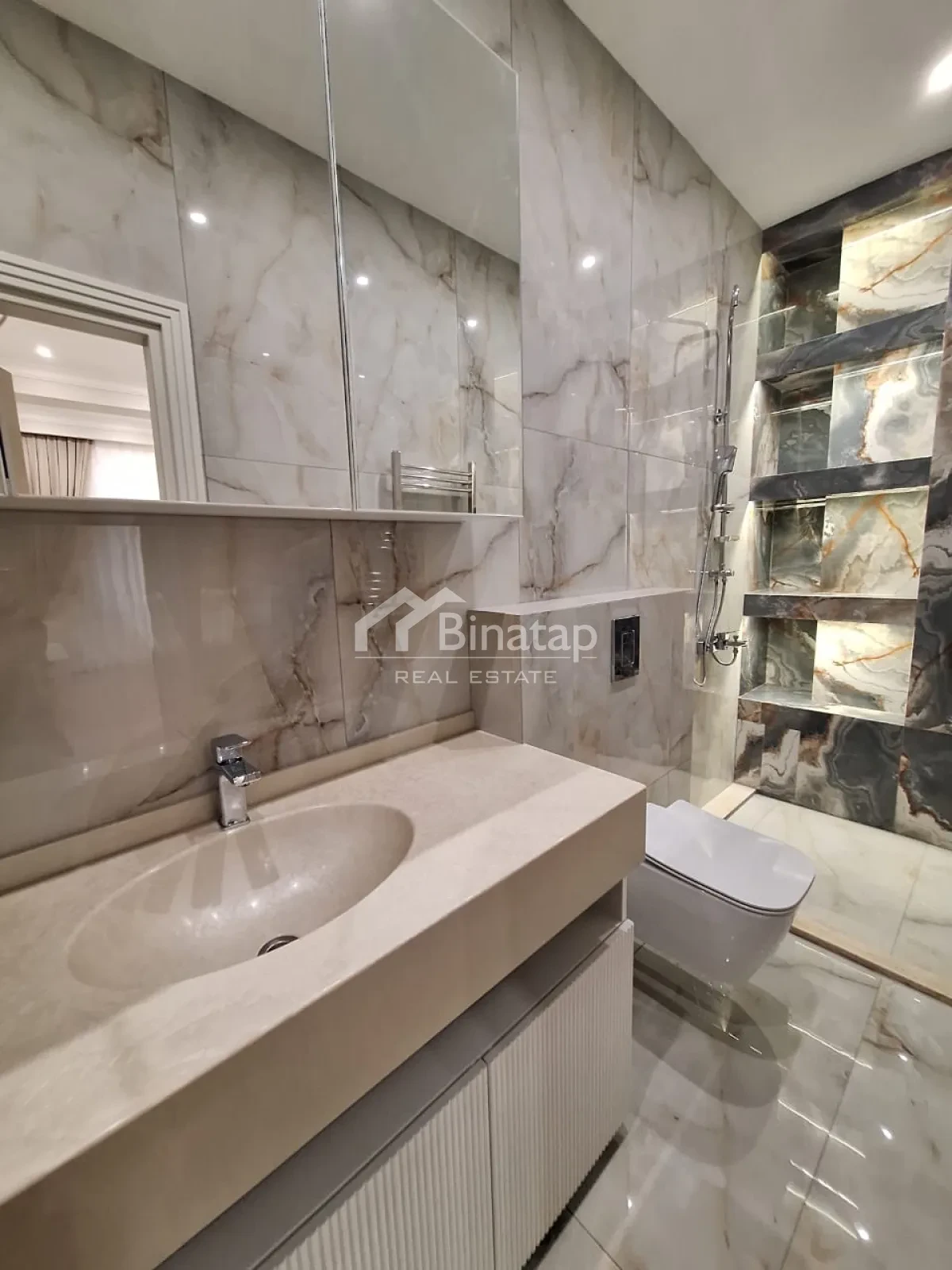 Satılır 4 otaqlı yeni tikili 150 m², 28 May m. — şəkil 16