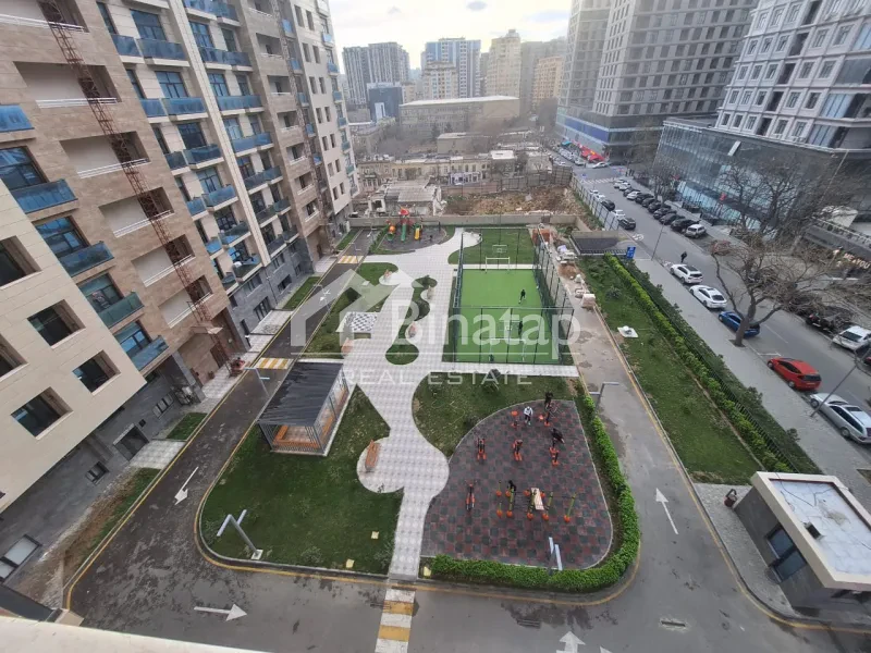 Satılır 4 otaqlı yeni tikili 150 m², 28 May m. — şəkil 19