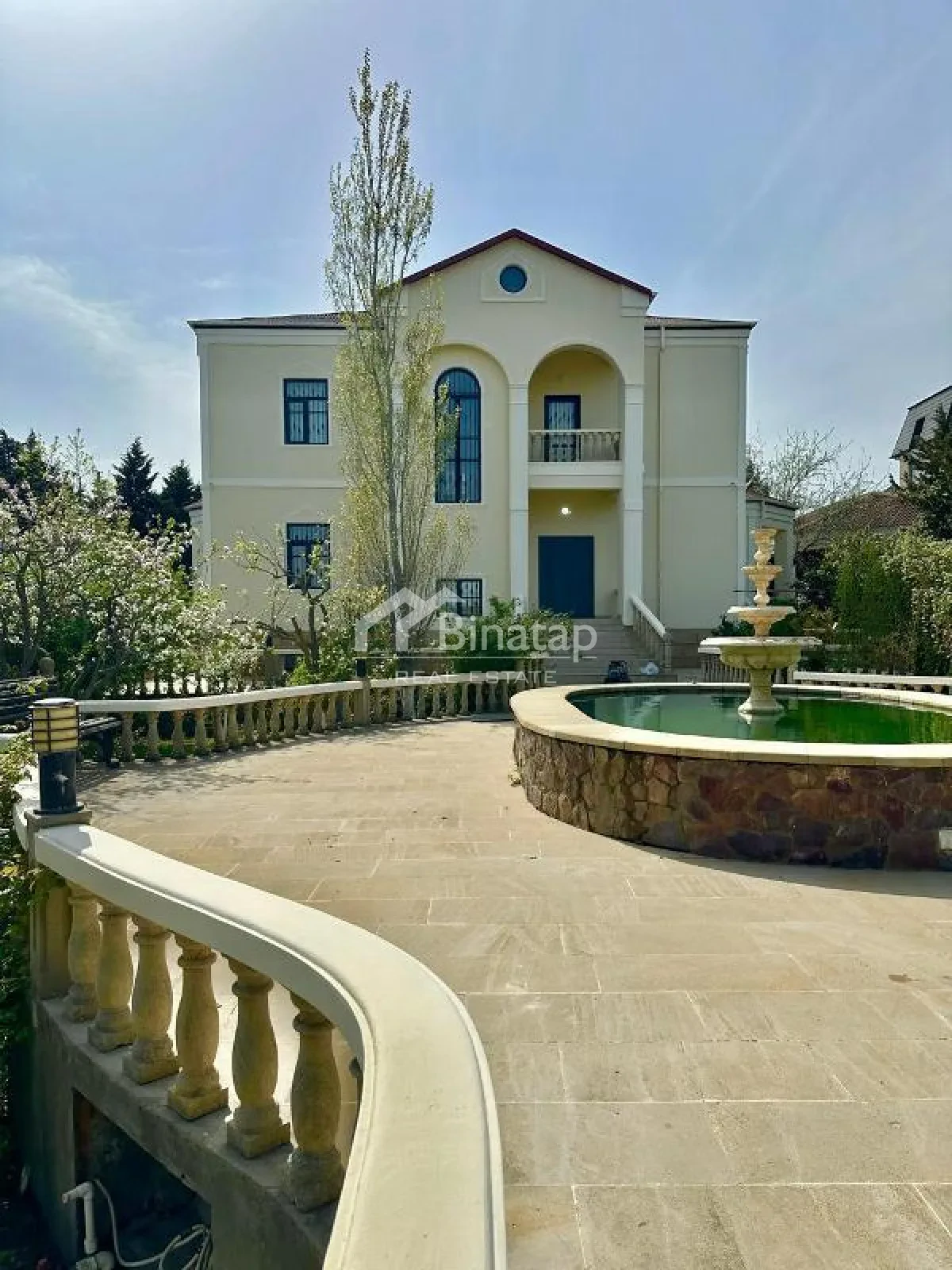 İcarəyə verilir 6 otaqlı həyət evi / bağ evi 400 m², Badamdar qəs. — şəkil 1