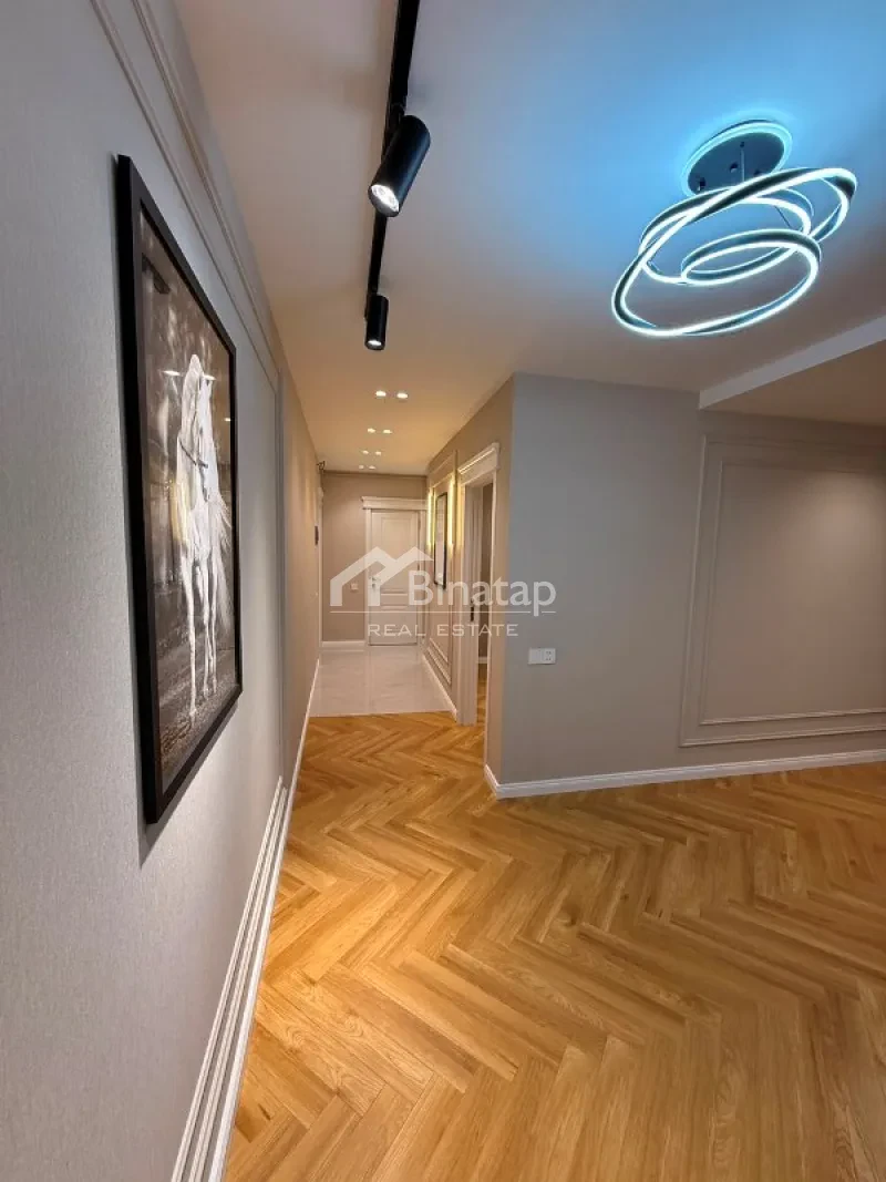 Satılır 2 otaqlı köhnə tikili 45 m², Elmlər Akademiyası m. — şəkil 6