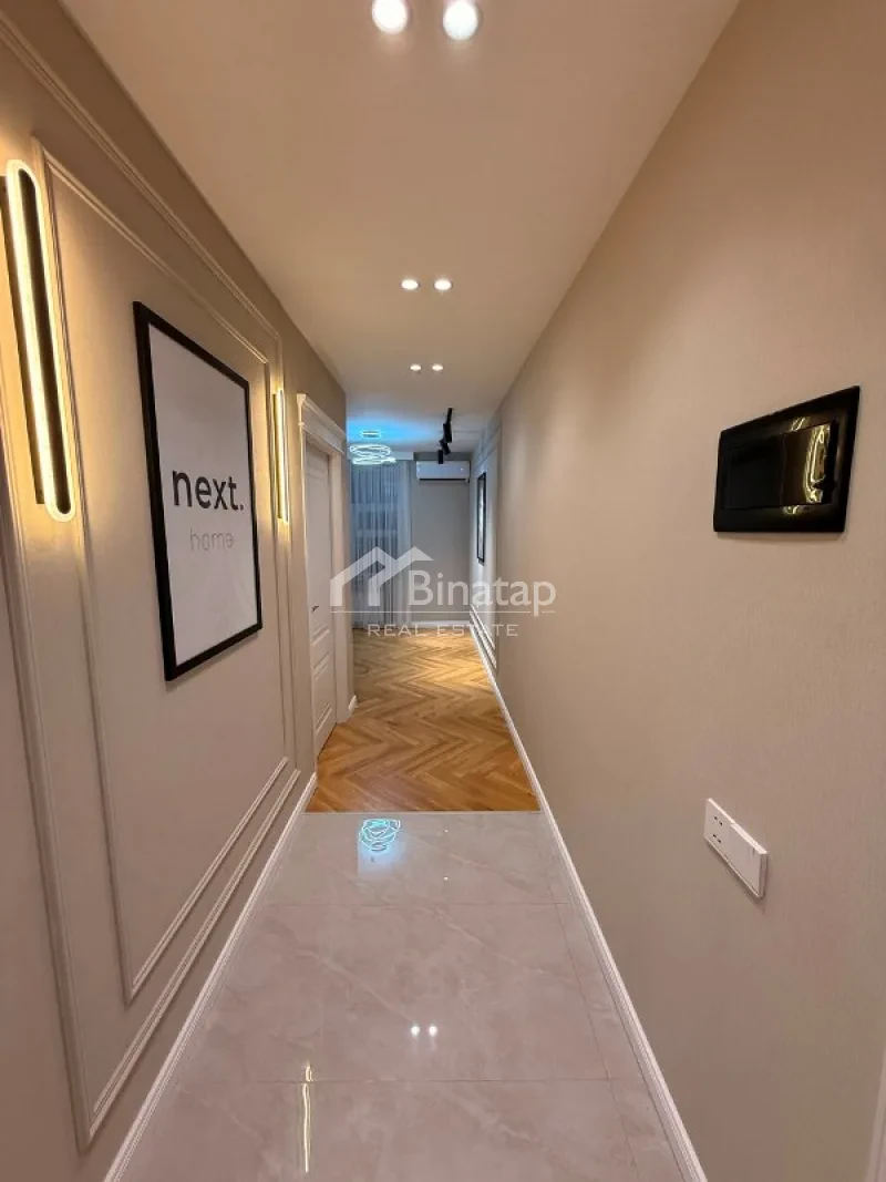 Satılır 2 otaqlı köhnə tikili 45 m², Elmlər Akademiyası m. — şəkil 8