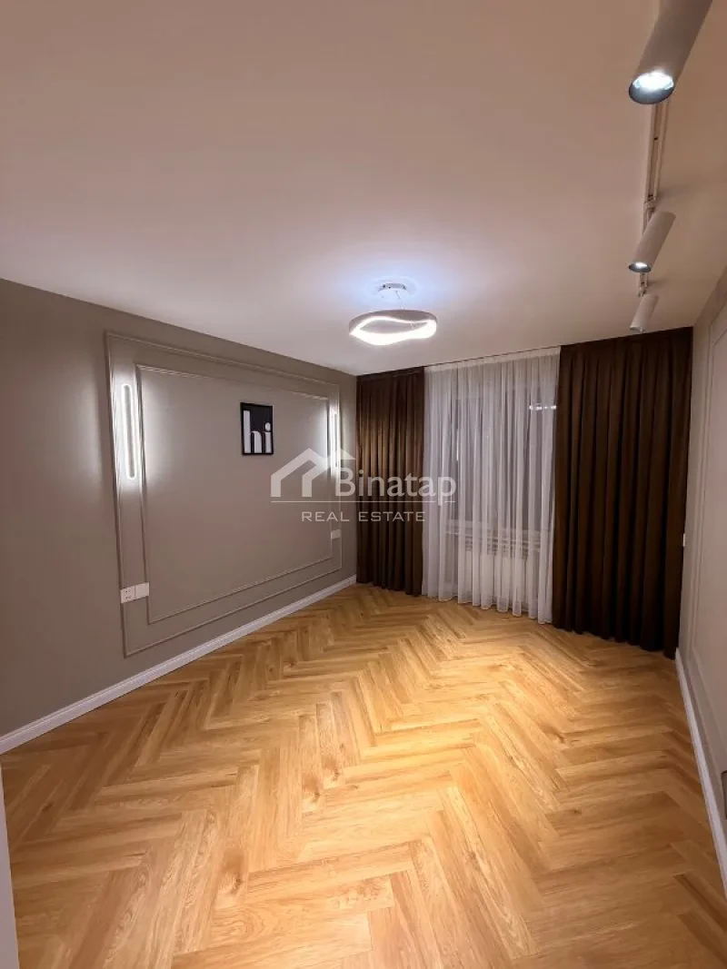 Satılır 2 otaqlı köhnə tikili 45 m², Elmlər Akademiyası m. — şəkil 12