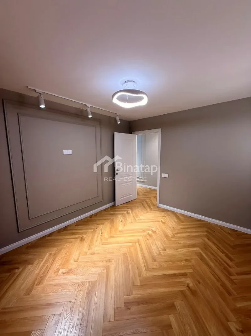 Satılır 2 otaqlı köhnə tikili 45 m², Elmlər Akademiyası m. — şəkil 13