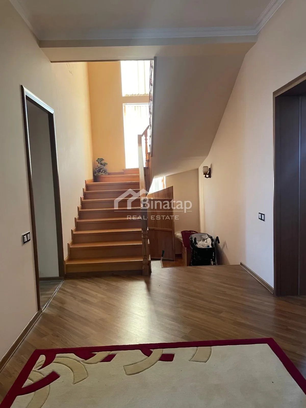 Продаётся 5-комн. дом 250 м², пос. Новханы — фото 11