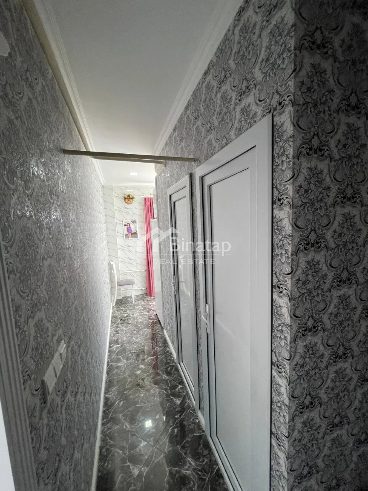 Satılır 2 otaqlı köhnə tikili 55.3 m², İnşaatçılar m. — şəkil 15