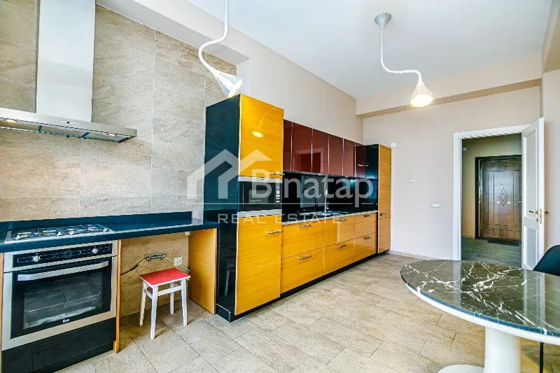Satılır 3 otaqlı yeni tikili 153 m², 28 May m. — şəkil 14