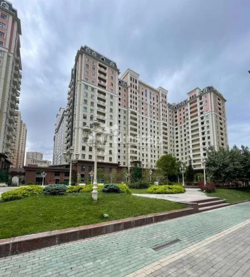 Satılır 3 otaqlı yeni tikili 146 m², Elmlər Akademiyası m.