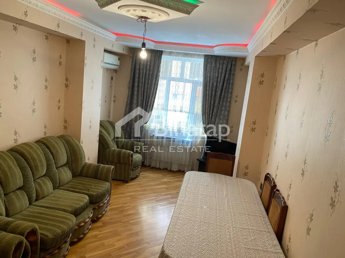 Satılır 2 otaqlı yeni tikili 70 m², Avtovağzal m. — şəkil 2