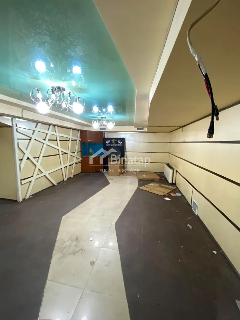 İcarəyə verilir obyekt 270 m², 28 May m.