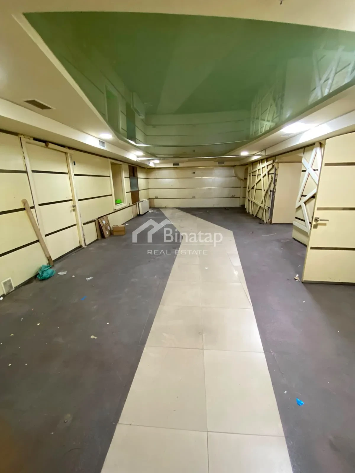 İcarəyə verilir obyekt 270 m², 28 May m. — şəkil 2