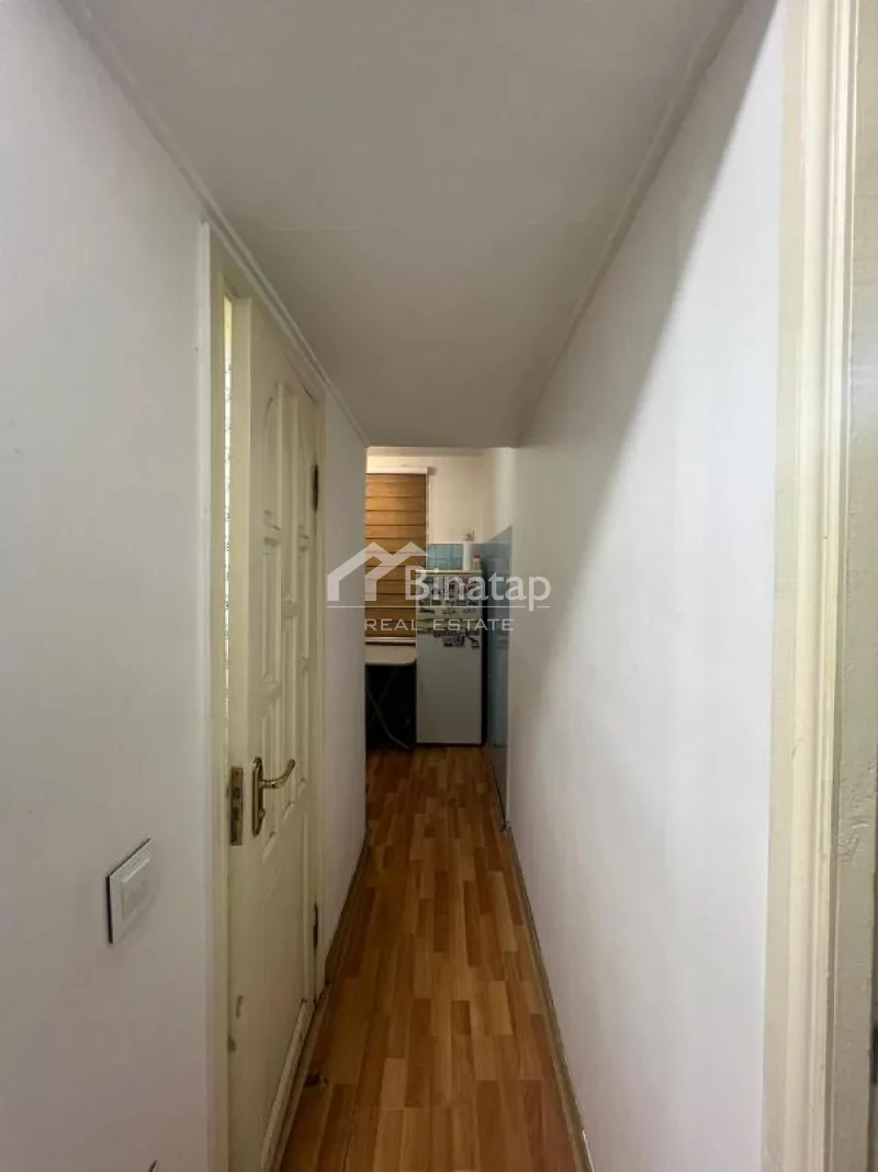 Satılır 2 otaqlı köhnə tikili 65 m², İnşaatçılar m. — şəkil 6