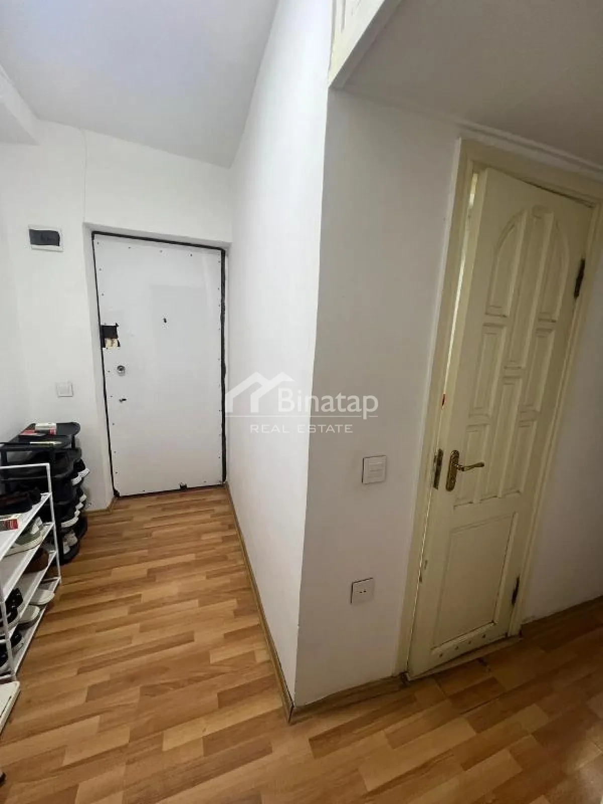 Satılır 2 otaqlı köhnə tikili 65 m², İnşaatçılar m. — şəkil 7