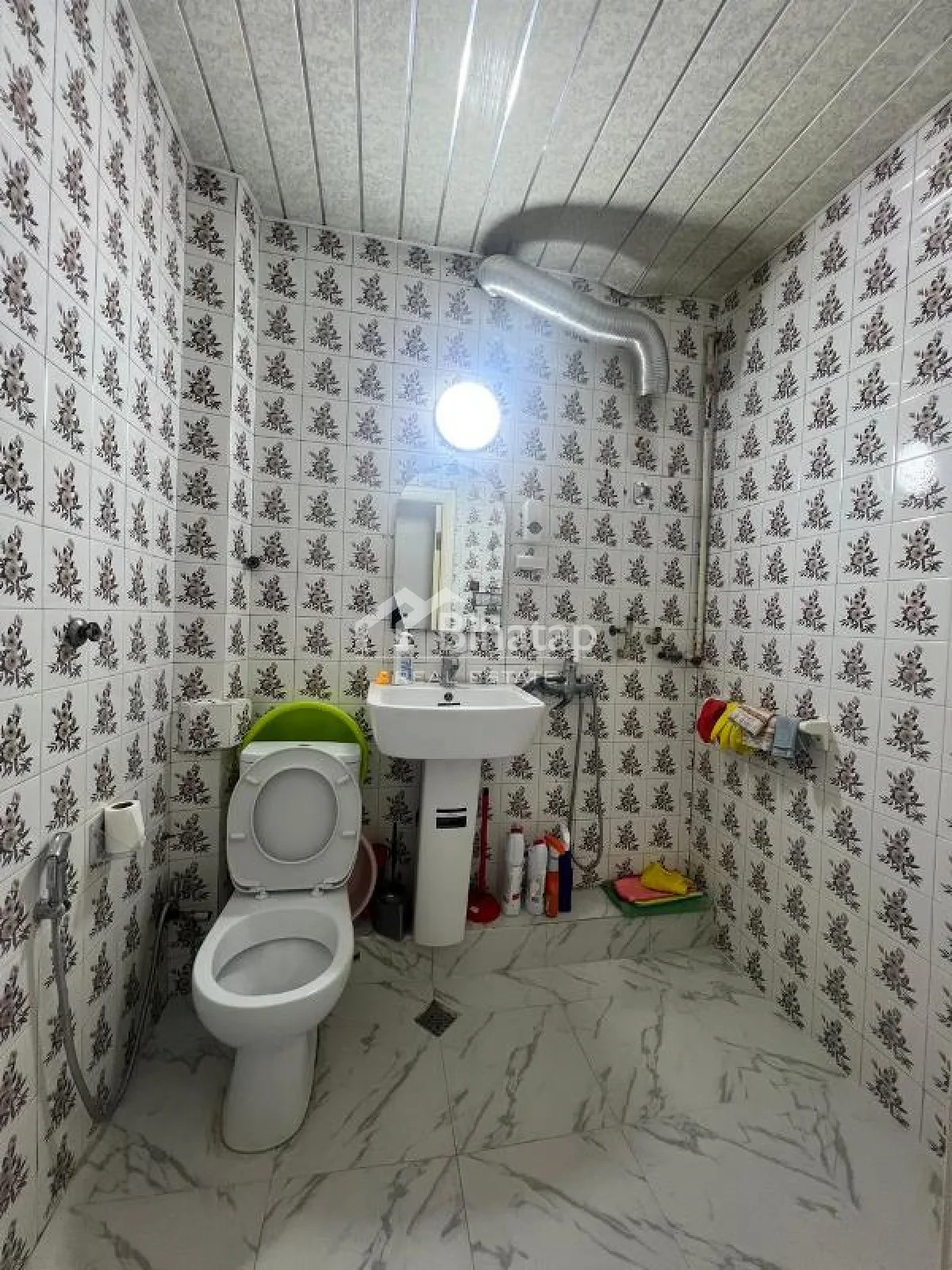 Satılır 2 otaqlı köhnə tikili 65 m², İnşaatçılar m. — şəkil 9