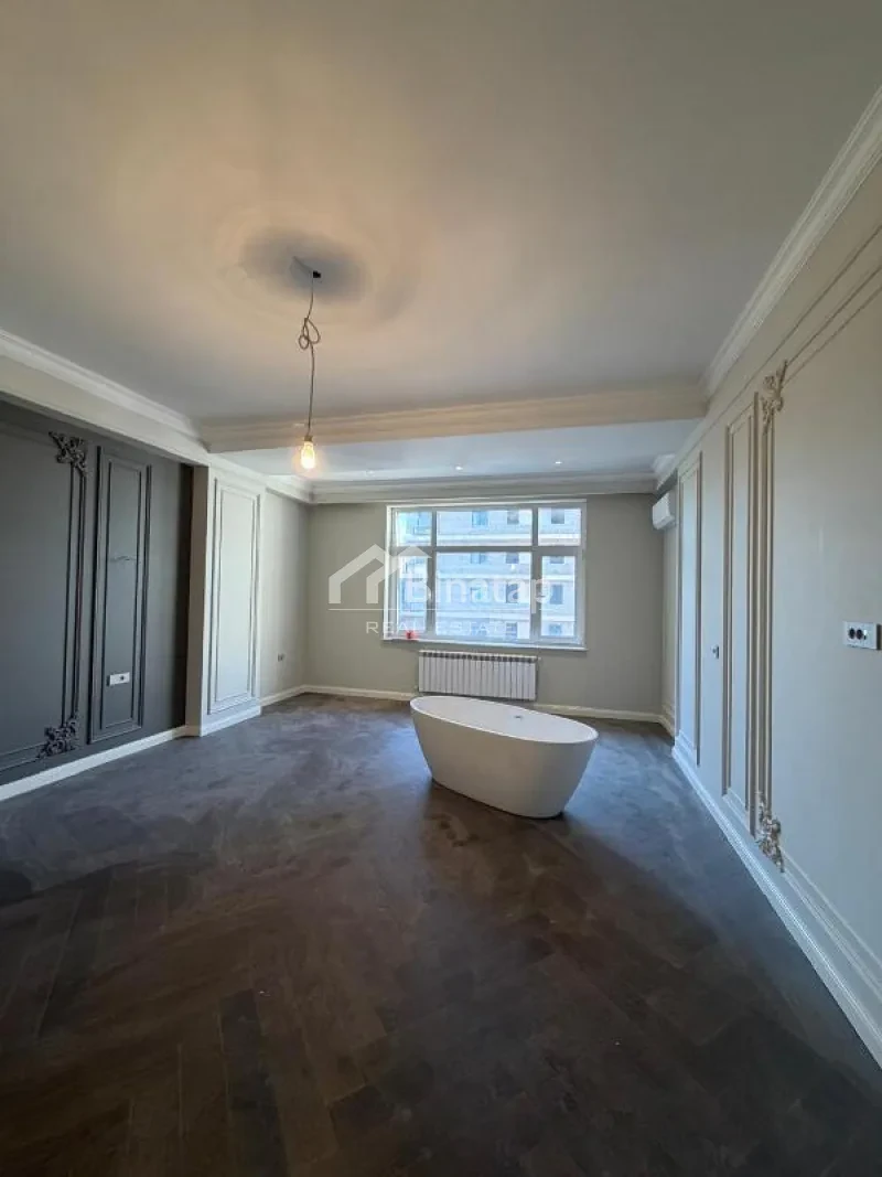 Satılır 5 otaqlı yeni tikili 294 m², 28 May m. — şəkil 4