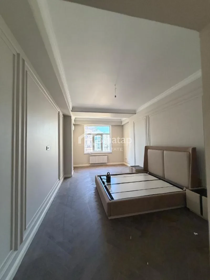 Satılır 5 otaqlı yeni tikili 294 m², 28 May m. — şəkil 6