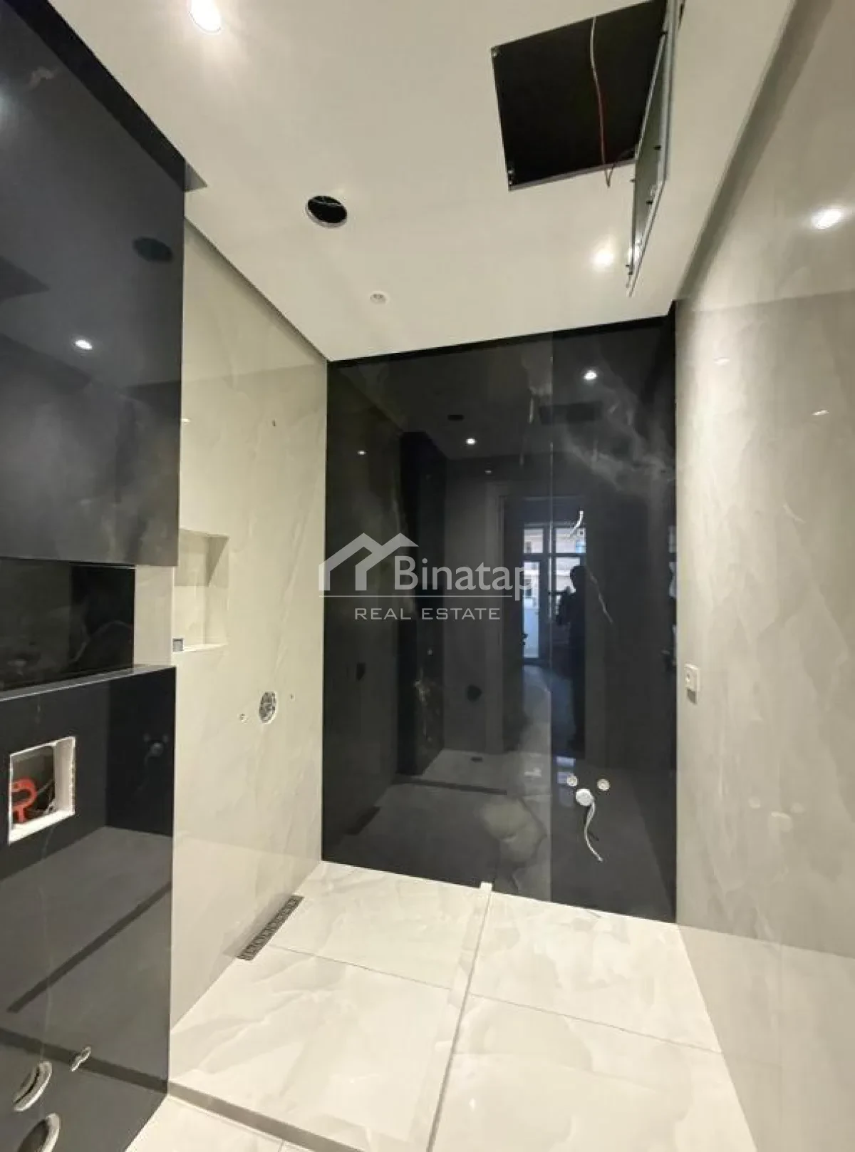 Satılır 5 otaqlı yeni tikili 294 m², 28 May m. — şəkil 11