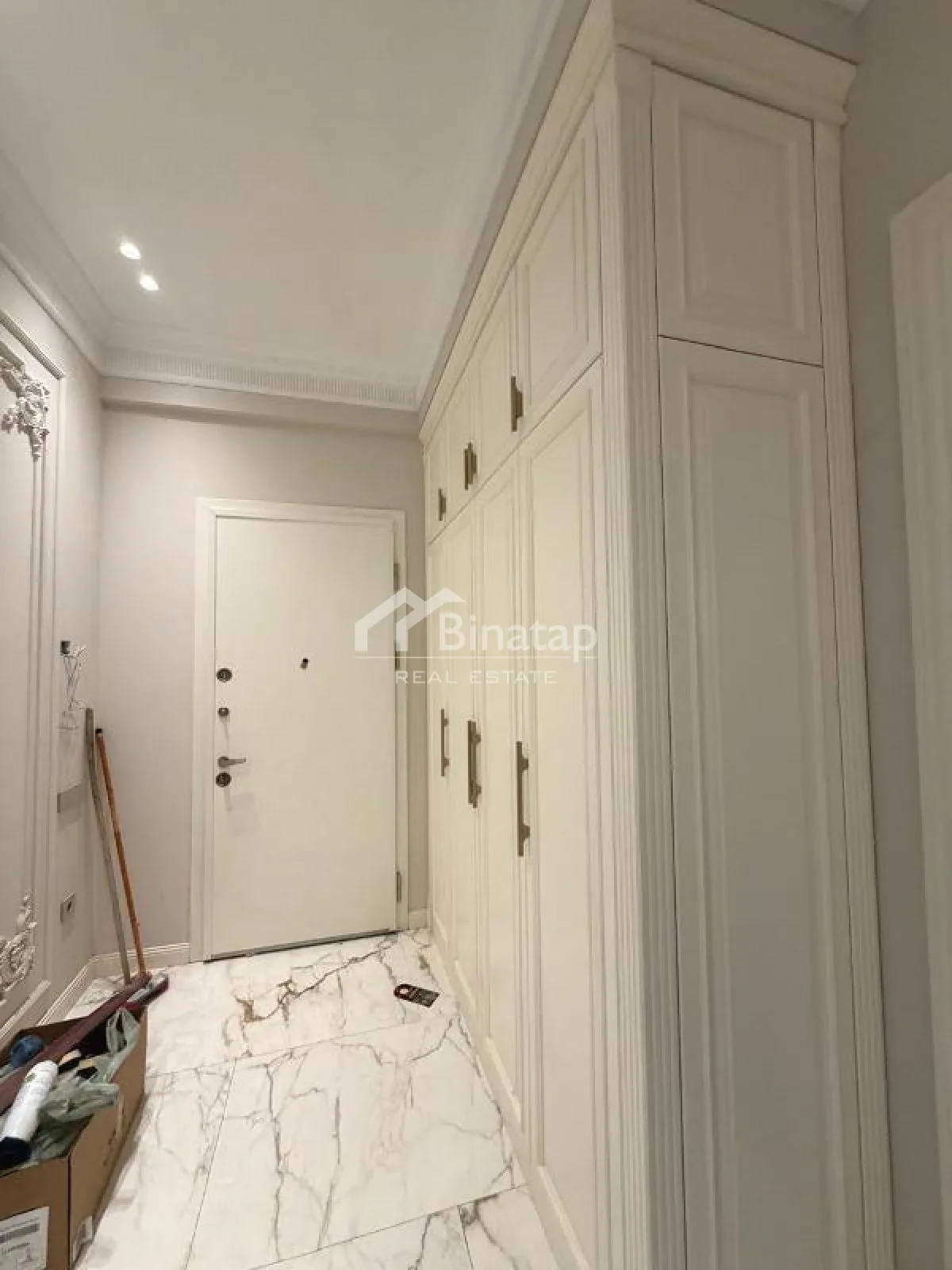 Satılır 5 otaqlı yeni tikili 294 m², 28 May m. — şəkil 17