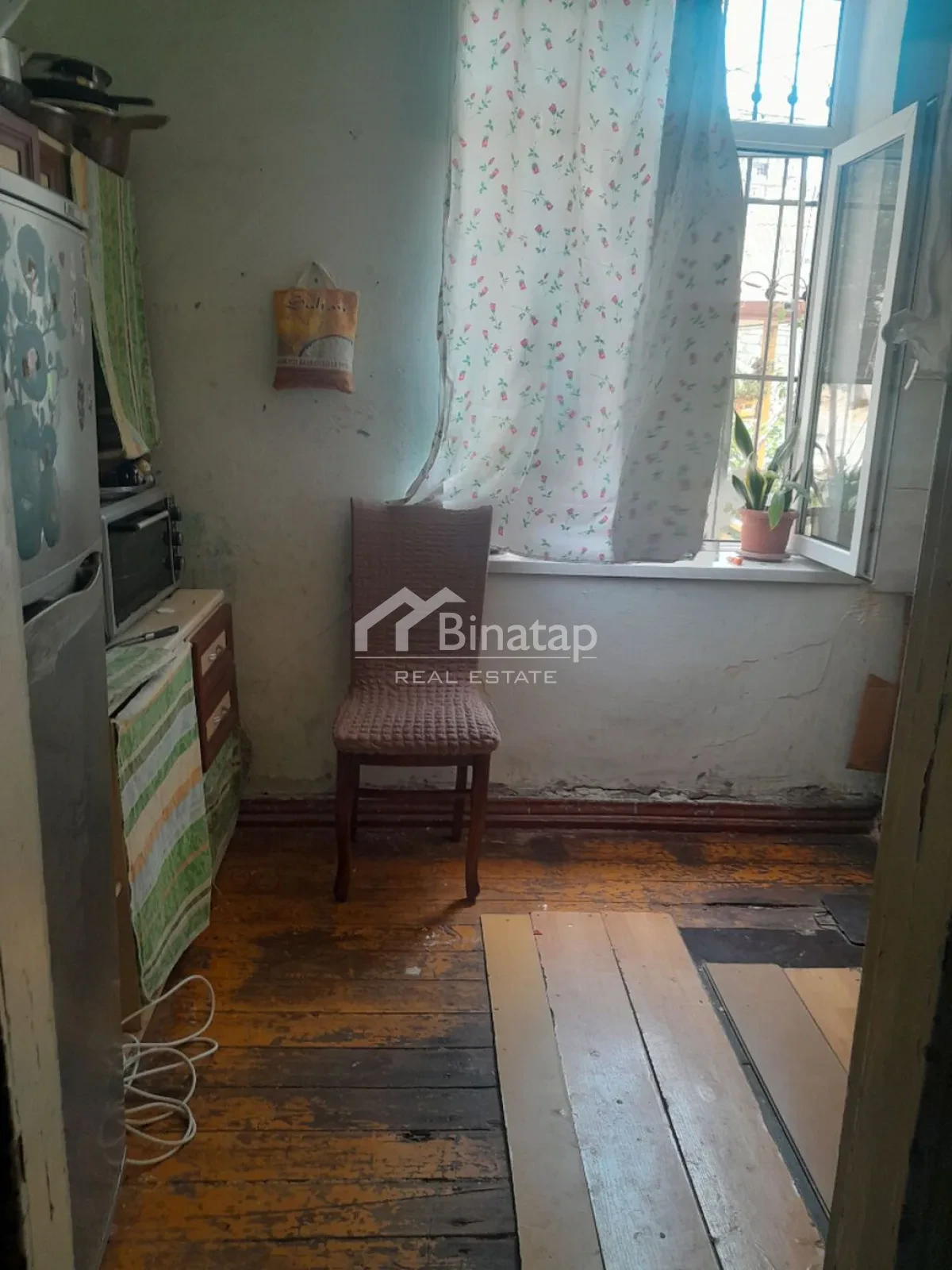 Satılır 2 otaqlı köhnə tikili 48 m², Həzi Aslanov m. — şəkil 1
