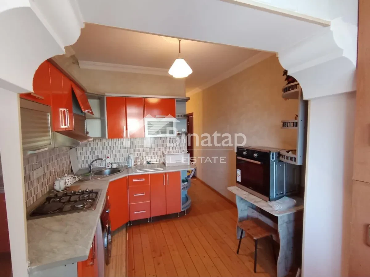 Satılır 1 otaqlı köhnə tikili 45 m², Əhmədli m. — şəkil 1