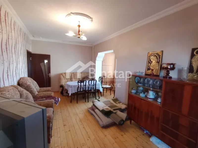 Satılır 1 otaqlı köhnə tikili 45 m², Əhmədli m. — şəkil 9