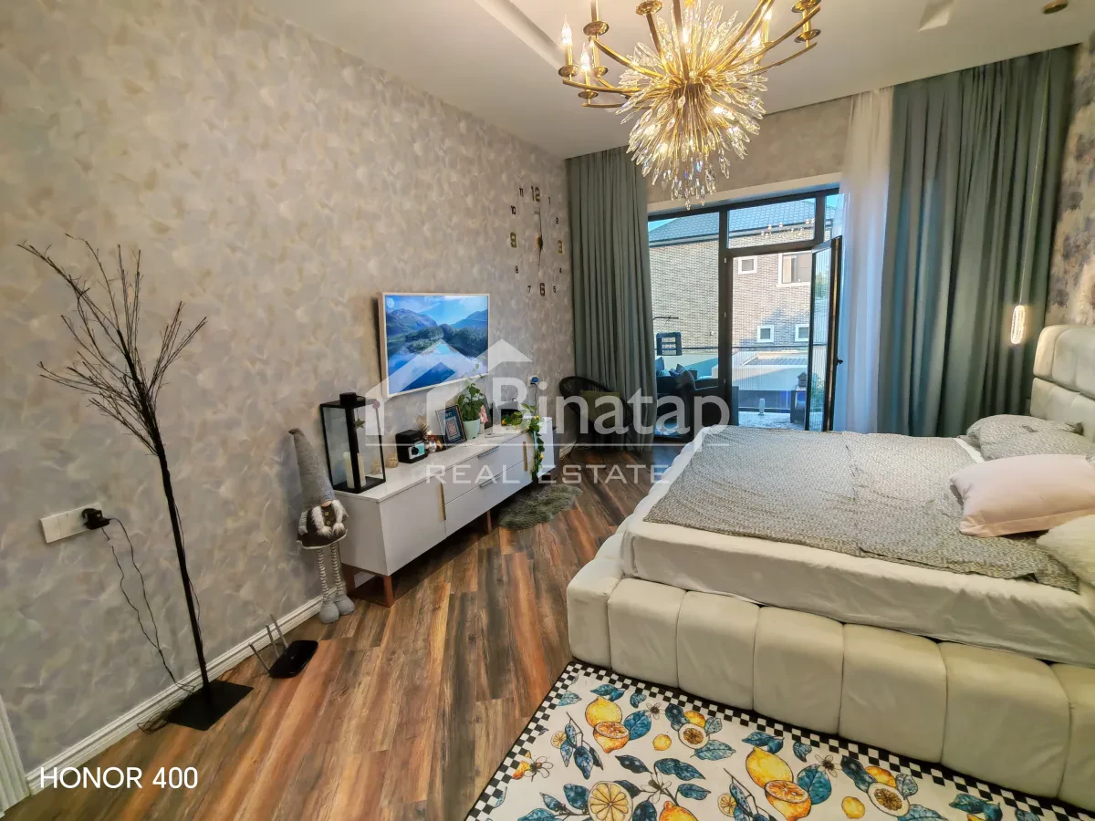 Satılır 5 otaqlı həyət evi / bağ evi 220 m², Mərdəkan qəs. — şəkil 4